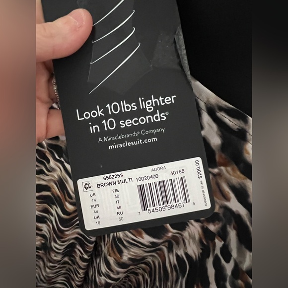 New Miraclesuit Fur Realz Adora Skirted One-Piece Swimsuit 14 - Picture 9 of 14